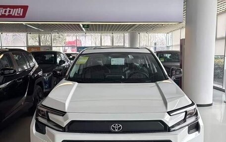 Toyota RAV4, 2026 год, 3 980 000 рублей, 2 фотография