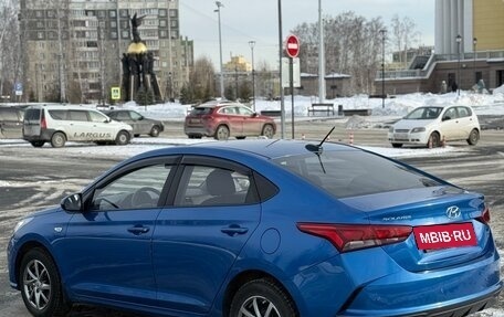 Hyundai Solaris II рестайлинг, 2021 год, 1 500 000 рублей, 5 фотография