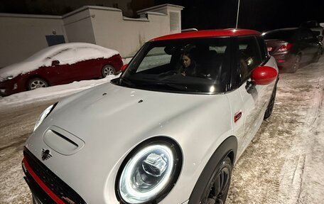 MINI Hatch, 2018 год, 3 200 000 рублей, 3 фотография