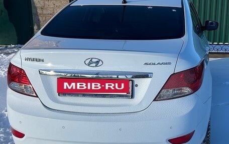 Hyundai Solaris II рестайлинг, 2011 год, 850 000 рублей, 2 фотография