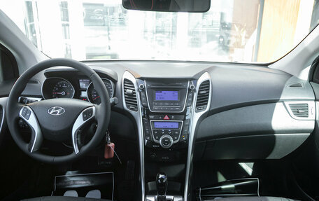 Hyundai i30 II рестайлинг, 2014 год, 978 000 рублей, 16 фотография