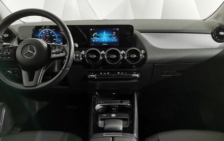 Mercedes-Benz B-Класс, 2018 год, 2 205 000 рублей, 15 фотография