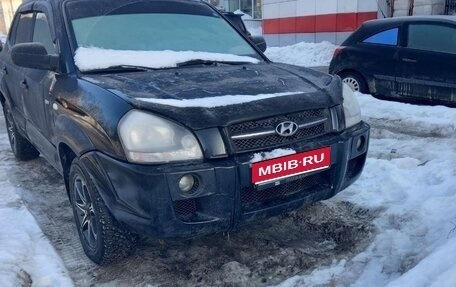 Hyundai Tucson III, 2006 год, 710 000 рублей, 1 фотография