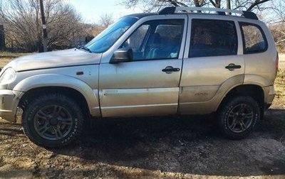 Chevrolet Niva I рестайлинг, 2005 год, 590 000 рублей, 1 фотография