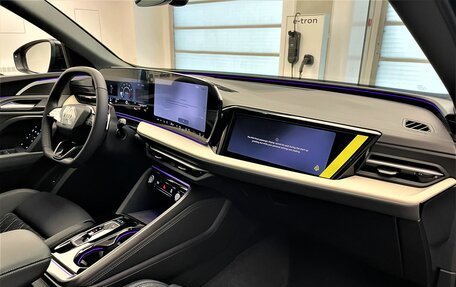 Audi Q5, 2025 год, 7 490 000 рублей, 13 фотография