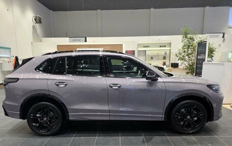 Volkswagen Tiguan, 2025 год, 5 549 000 рублей, 6 фотография