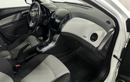 Chevrolet Cruze II, 2014 год, 650 000 рублей, 14 фотография