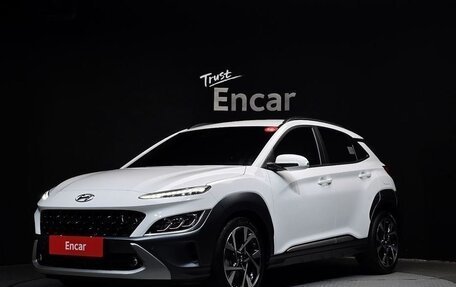 Hyundai Kona I, 2022 год, 1 850 000 рублей, 2 фотография