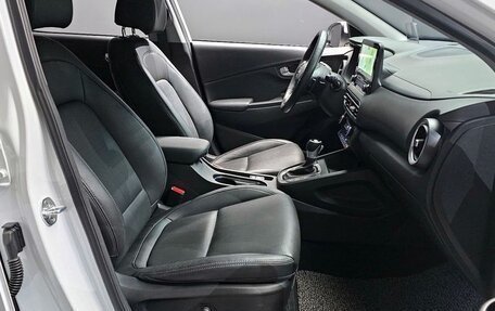 Hyundai Kona I, 2022 год, 1 850 000 рублей, 8 фотография