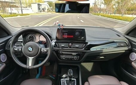 BMW 1 серия, 2022 год, 2 200 000 рублей, 10 фотография