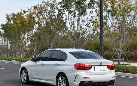 BMW 1 серия, 2022 год, 2 200 000 рублей, 6 фотография