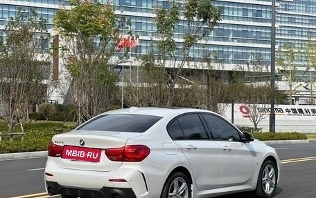 BMW 1 серия, 2022 год, 2 200 000 рублей, 4 фотография