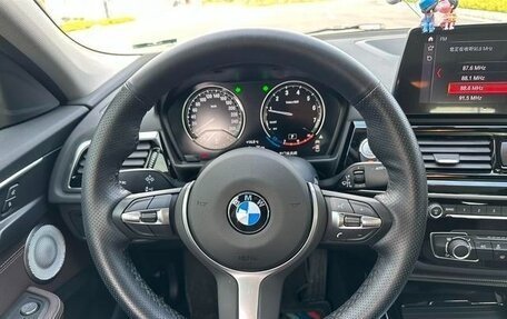 BMW 1 серия, 2022 год, 2 200 000 рублей, 16 фотография