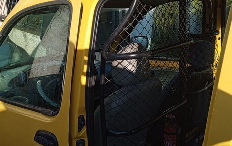 Renault Kangoo II рестайлинг, 2002 год, 199 000 рублей, 5 фотография