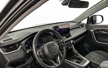 Toyota RAV4, 2024 год, 4 050 000 рублей, 15 фотография