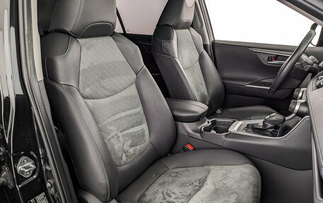 Toyota RAV4, 2024 год, 4 050 000 рублей, 24 фотография