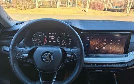 Skoda Octavia IV, 2023 год, 1 855 777 рублей, 9 фотография