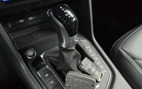 Volkswagen Tiguan II, 2023 год, 3 150 000 рублей, 9 фотография