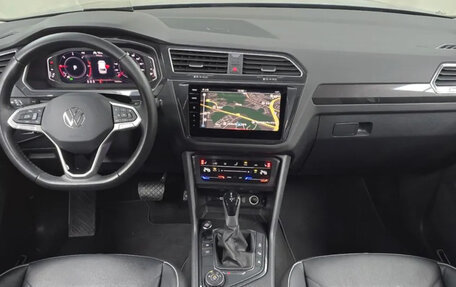 Volkswagen Tiguan II, 2023 год, 3 150 000 рублей, 7 фотография