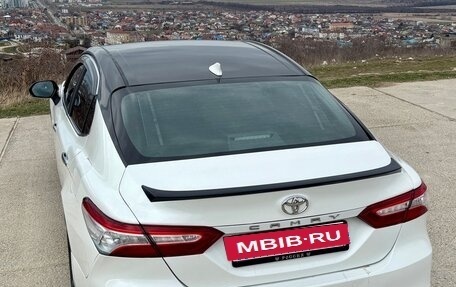 Toyota Camry, 2021 год, 2 600 000 рублей, 5 фотография