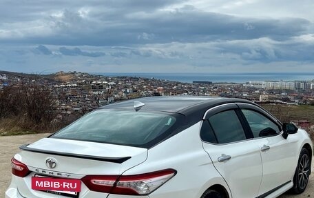 Toyota Camry, 2021 год, 2 600 000 рублей, 4 фотография