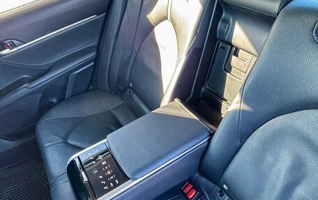 Toyota Camry, 2021 год, 2 600 000 рублей, 13 фотография