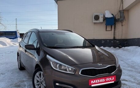 KIA cee'd III, 2015 год, 999 999 рублей, 3 фотография