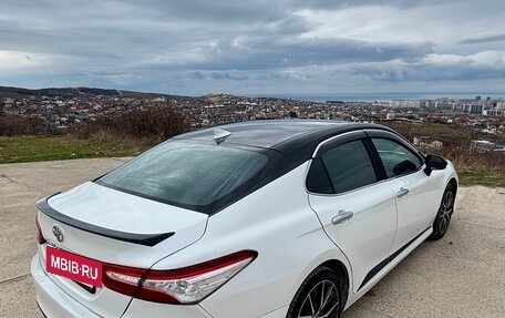 Toyota Camry, 2021 год, 2 600 000 рублей, 8 фотография