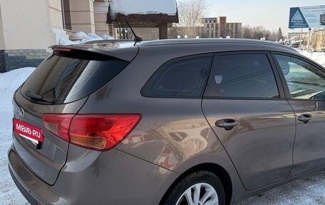 KIA cee'd III, 2015 год, 999 999 рублей, 6 фотография