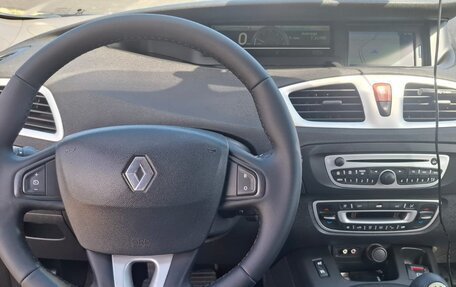 Renault Scenic III, 2009 год, 16 фотография