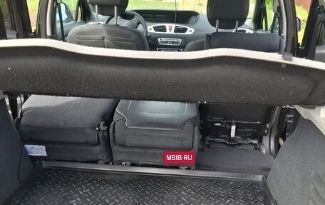 Renault Scenic III, 2009 год, 21 фотография