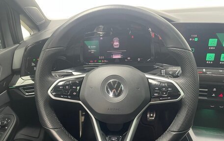 Volkswagen Golf VIII, 2022 год, 2 460 000 рублей, 5 фотография