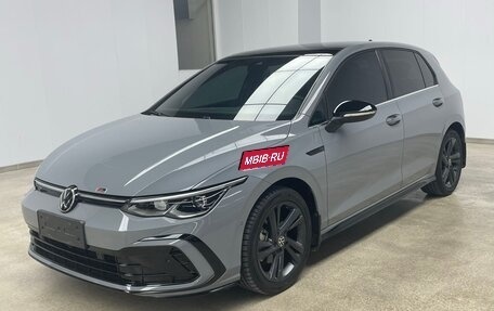 Volkswagen Golf VIII, 2022 год, 2 460 000 рублей, 3 фотография