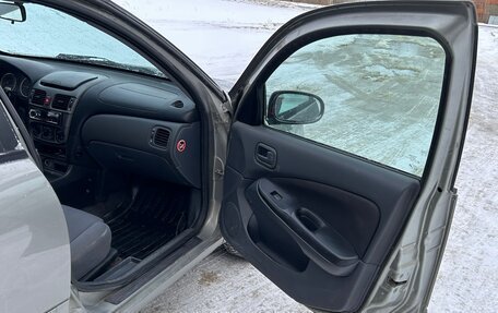 Nissan Almera, 2005 год, 217 000 рублей, 10 фотография