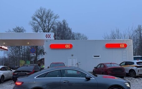 Mercedes-Benz E-Класс, 2019 год, 3 999 000 рублей, 4 фотография