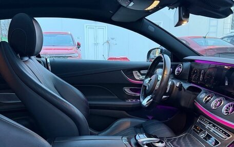 Mercedes-Benz E-Класс, 2019 год, 3 999 000 рублей, 10 фотография