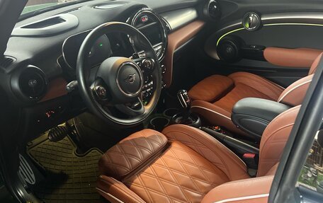 MINI Hatch, 2021 год, 2 950 000 рублей, 4 фотография