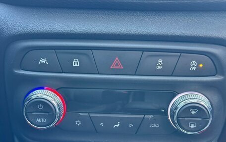 Chevrolet Tracker, 2021 год, 1 630 000 рублей, 7 фотография