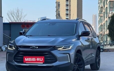Chevrolet Tracker, 2021 год, 1 630 000 рублей, 2 фотография