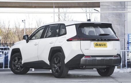 Toyota RAV4, 2026 год, 4 500 000 рублей, 4 фотография