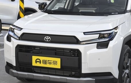 Toyota RAV4, 2026 год, 4 500 000 рублей, 8 фотография