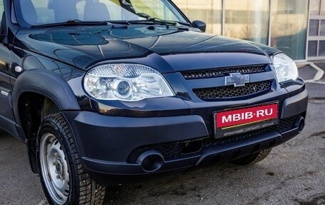 Chevrolet Niva I рестайлинг, 2018 год, 758 000 рублей, 9 фотография