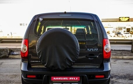 Chevrolet Niva I рестайлинг, 2018 год, 758 000 рублей, 6 фотография