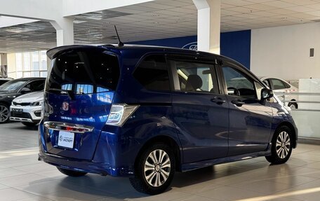 Honda Freed I, 2011 год, 950 000 рублей, 4 фотография