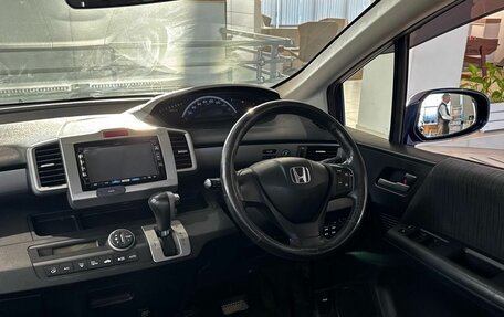 Honda Freed I, 2011 год, 950 000 рублей, 11 фотография