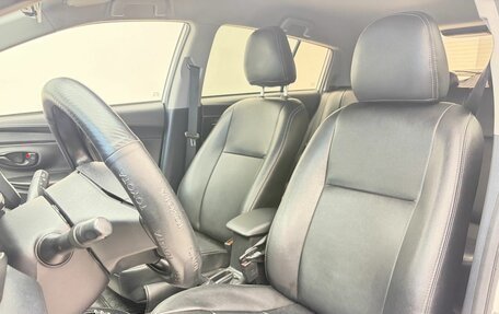 Toyota Yaris, 2021 год, 2 039 000 рублей, 14 фотография