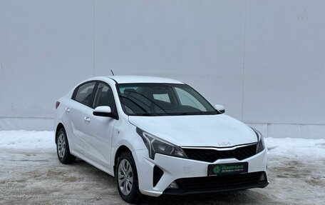 KIA Rio IV, 2021 год, 695 000 рублей, 3 фотография