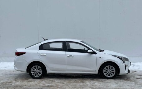 KIA Rio IV, 2021 год, 695 000 рублей, 4 фотография