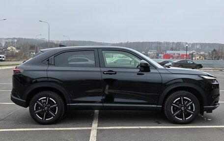 Honda Vezel, 2024 год, 2 960 000 рублей, 7 фотография