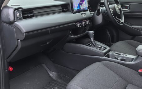 Honda Vezel, 2024 год, 2 960 000 рублей, 13 фотография